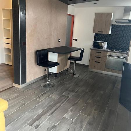 Residence Bord De Loire Euro 6 Decize Eksteriør billede