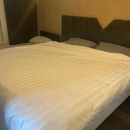 Residence Bord De Loire Euro 6 Decize Eksteriør billede